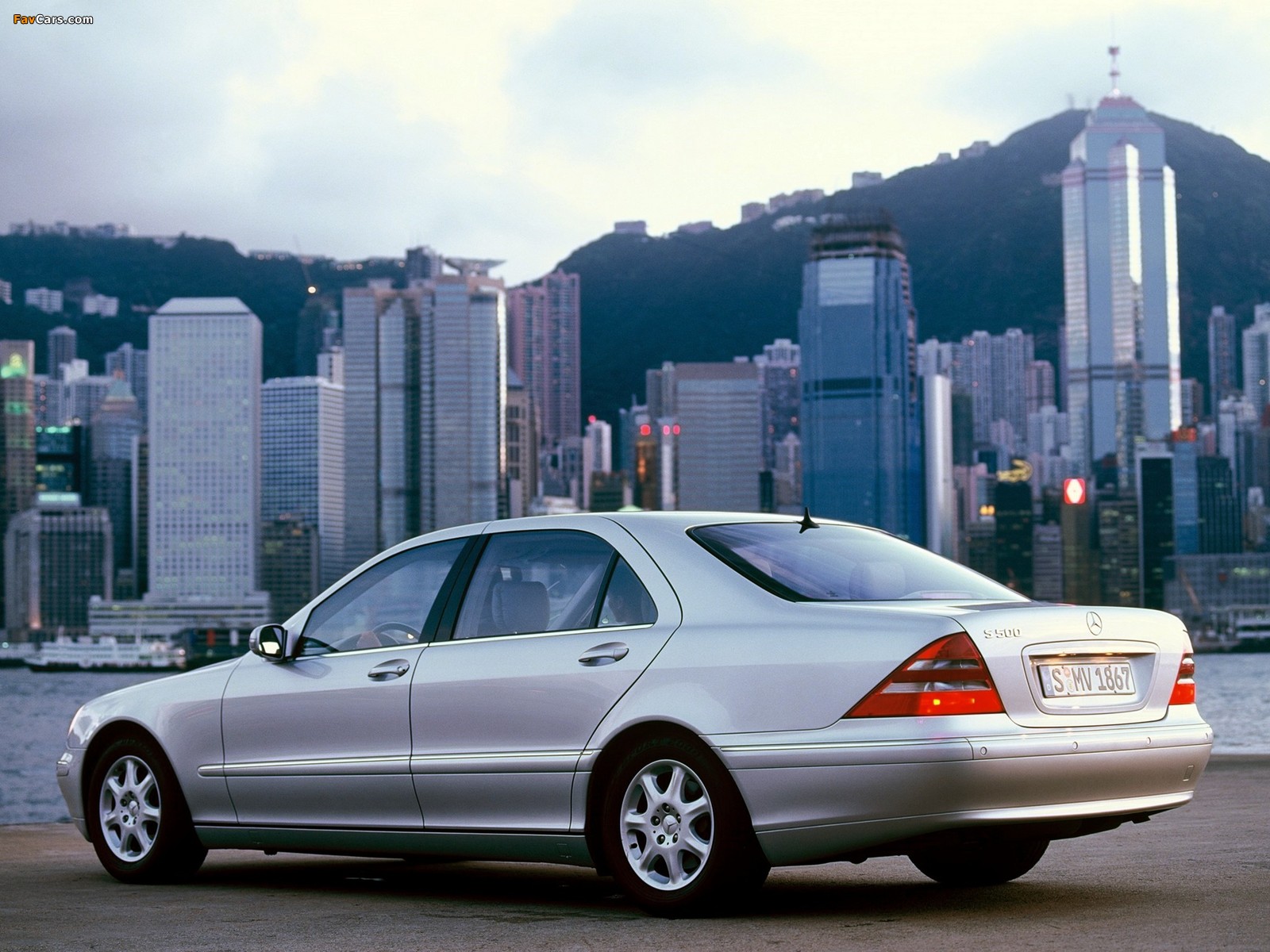 Mercedes-Benz S 500 L (W220) 1998–2002 photos (1600 x 1200)