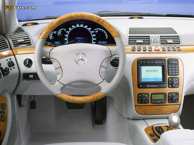 Mercedes-Benz S 500 (W220) 1998–2002 pictures (640 x 480)