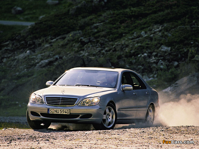 Mercedes-Benz S 500 4MATIC (W220) 2002–06 photos (640 x 480)