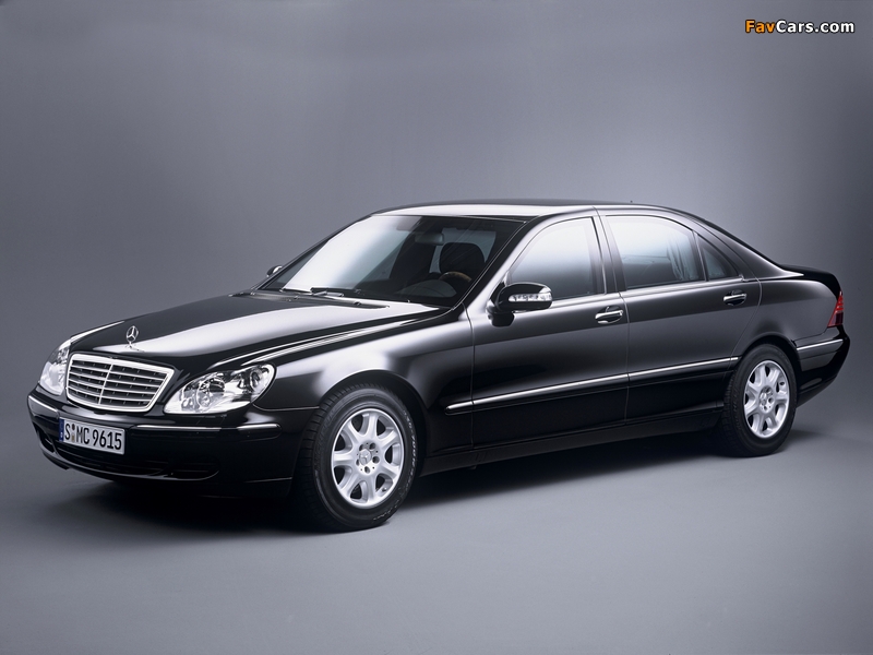 Mercedes-Benz S-Klasse Guard (W220) 2002–05 pictures (800 x 600)