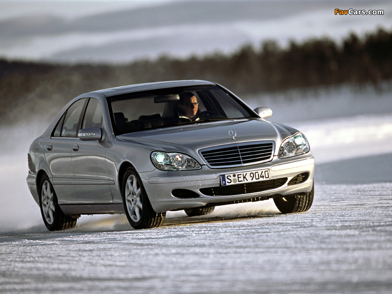 Mercedes-Benz S 500 4MATIC (W220) 2002–06 pictures (800 x 600)