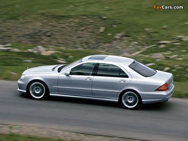 Mercedes-Benz S 65 AMG (W220) 2004–05 photos (640 x 480)