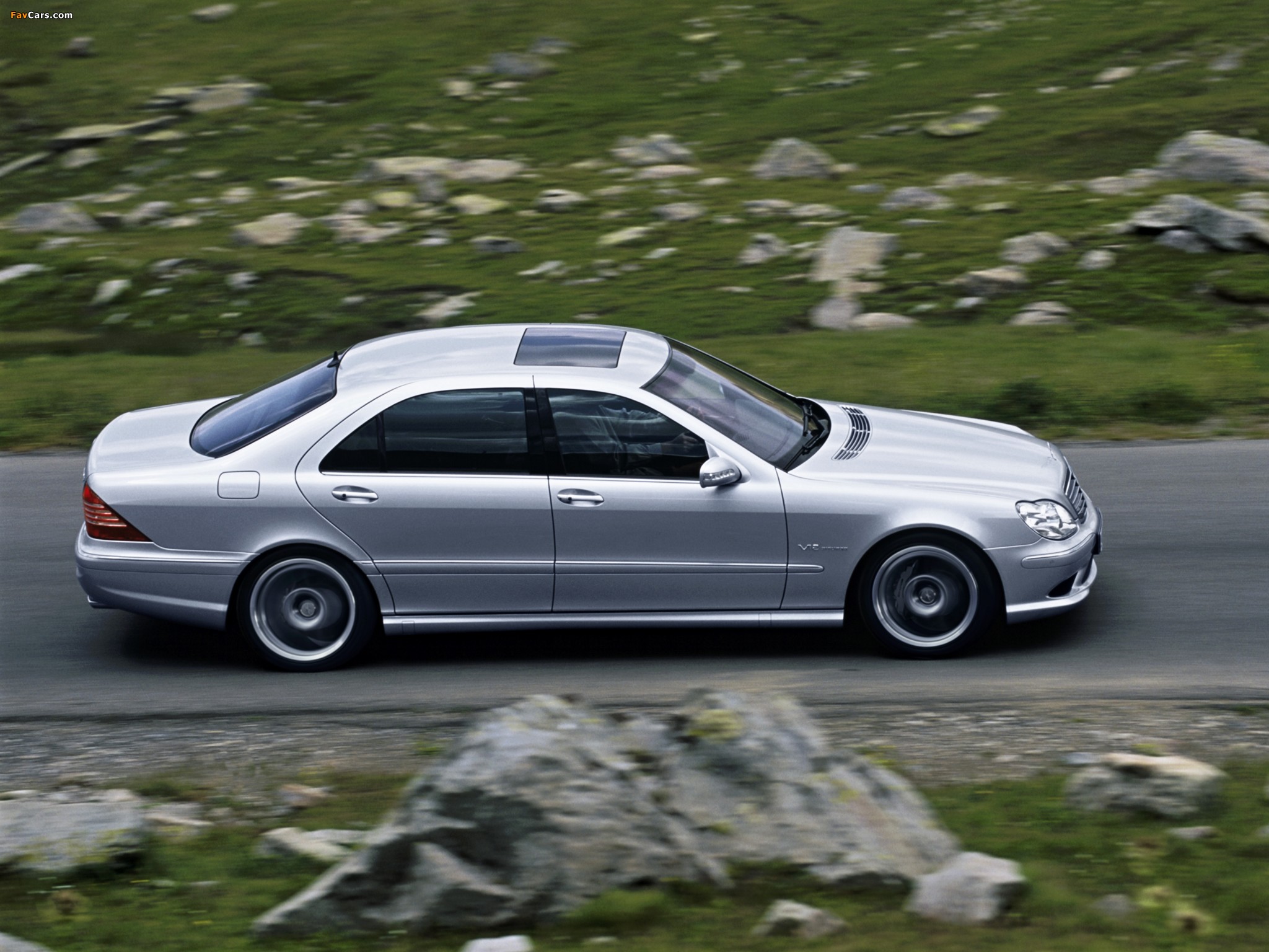 Mercedes-Benz S 65 AMG (W220) 2004–05 wallpapers (2048 x 1536)