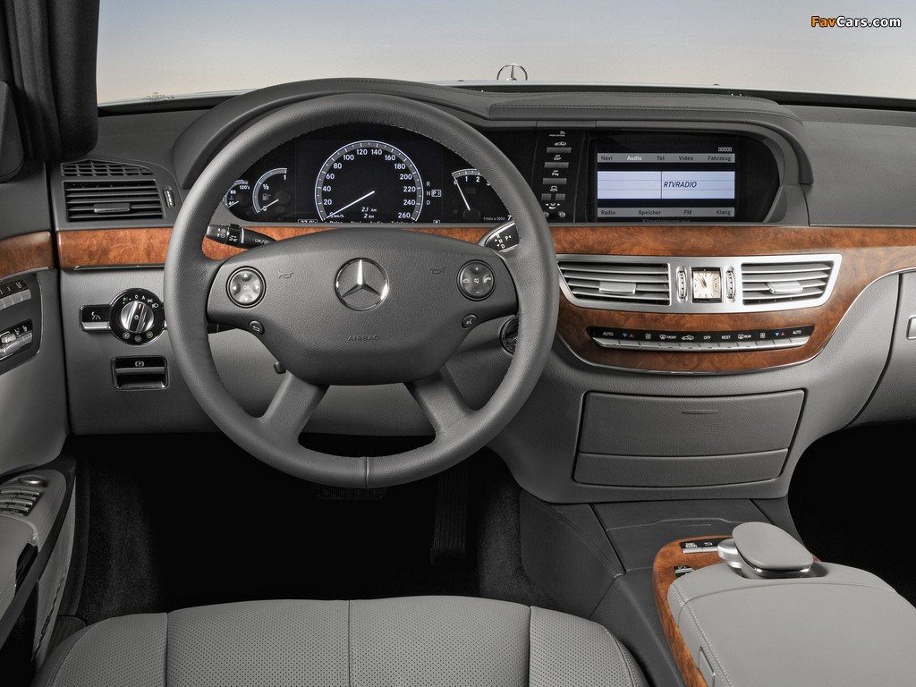 Mercedes-Benz S 500 (W221) 2005–09 images (1024 x 768)