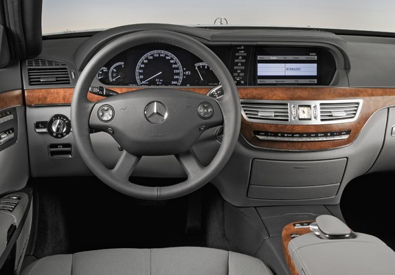Mercedes-Benz S 500 (W221) 2005–09 images