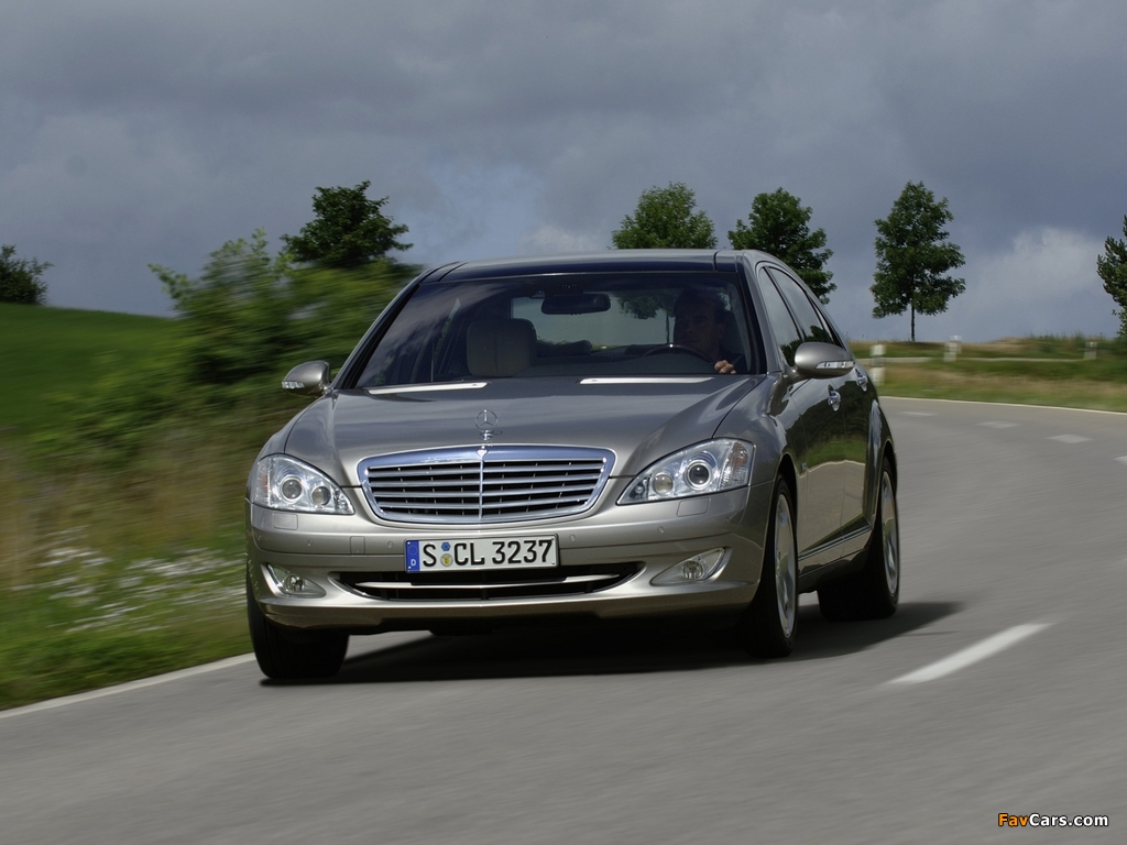 Mercedes-Benz S 600 (W221) 2005–09 pictures (1024 x 768)