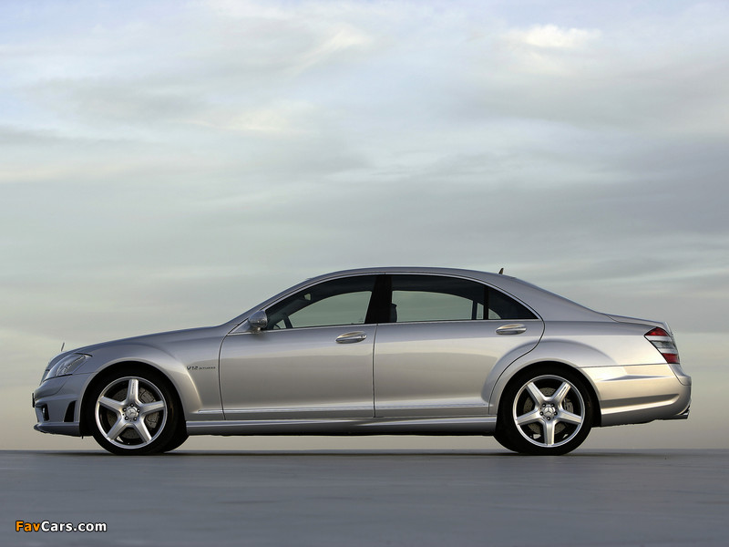 Mercedes-Benz S 65 AMG (W221) 2006–09 images (800 x 600)