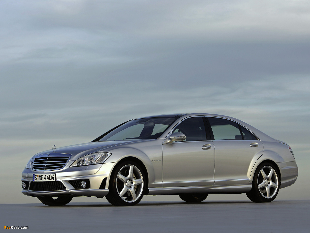 Mercedes-Benz S 65 AMG (W221) 2006–09 images (1280 x 960)