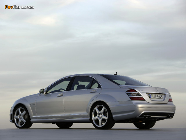 Mercedes-Benz S 65 AMG (W221) 2006–09 images (640 x 480)