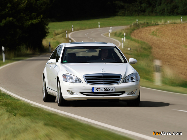 Mercedes-Benz S 320 CDI BlueEfficiency (W221) 2008–09 pictures (640 x 480)