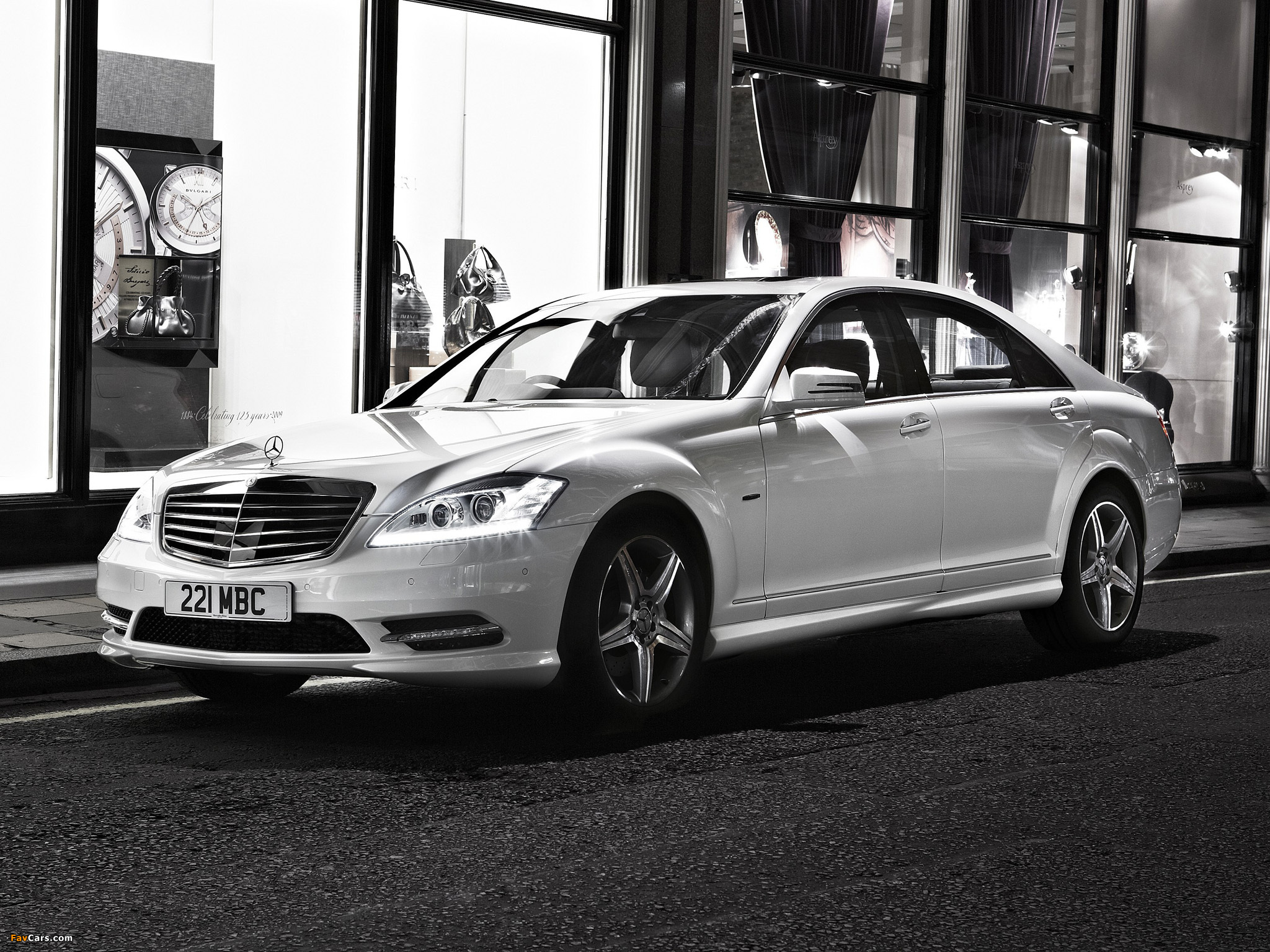 Mercedes-Benz S 350 CDI AMG Sports Package UK-spec (W221) 2009–13 images (2048 x 1536)
