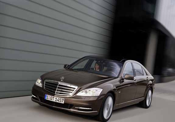 Mercedes-Benz S 600 (W221) 2009–13 pictures