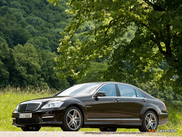 Mercedes-Benz S 63 AMG (W221) 2010–13 images (640 x 480)