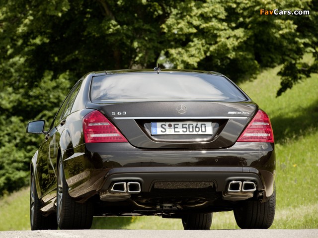 Mercedes-Benz S 63 AMG (W221) 2010–13 photos (640 x 480)