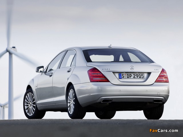 Mercedes-Benz S 250 CDI BlueEfficiency (W221) 2010–13 wallpapers (640 x 480)