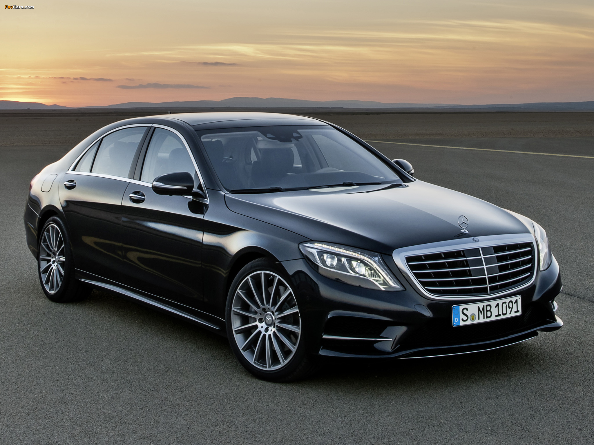 Mercedes-Benz S 350 BlueTec AMG Sports Package (W222) 2013 wallpapers (2048 x 1536)