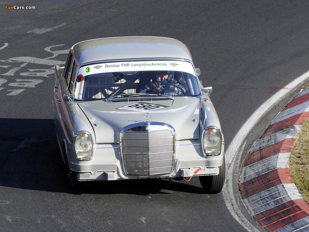 Mercedes-Benz 220 SE Race Car (W111) images (1024 x 768)