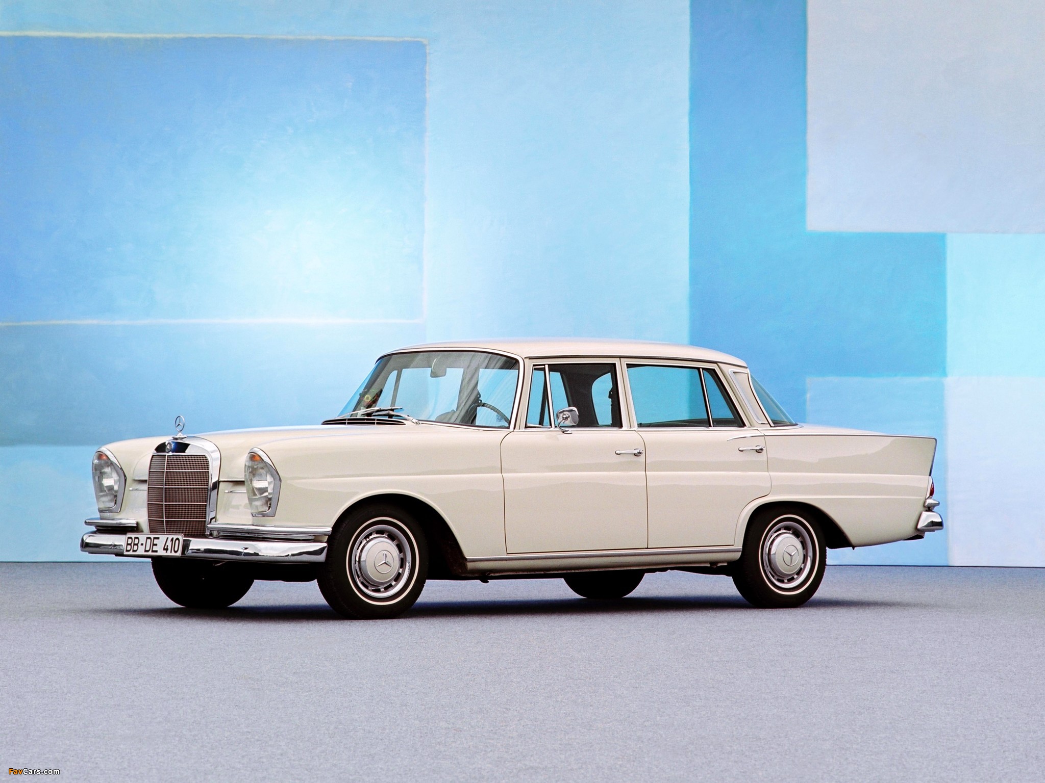 Photos of Mercedes-Benz 220 SE (W111) 1959–65 (2048 x 1536)