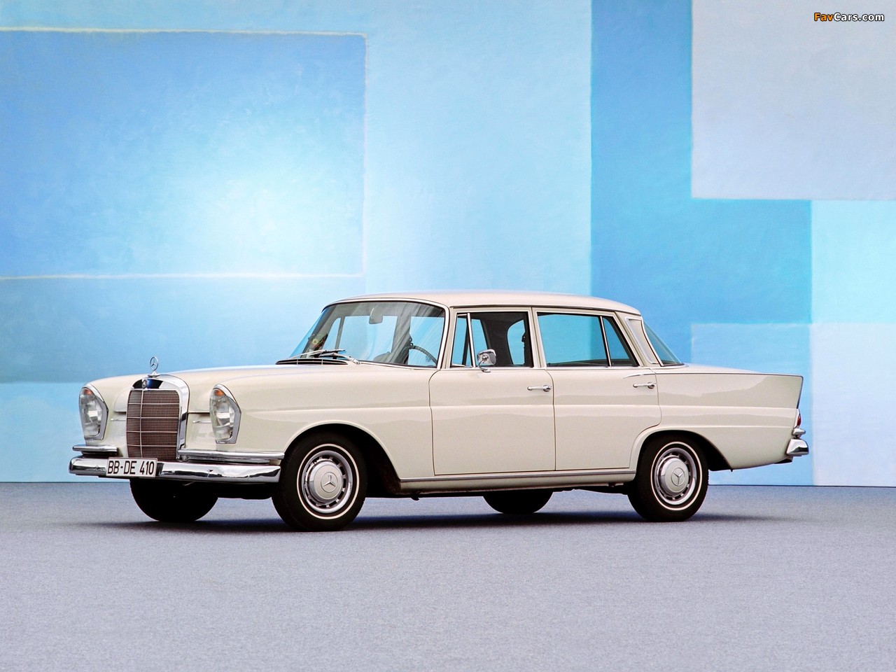 Photos of Mercedes-Benz 220 SE (W111) 1959–65 (1280 x 960)