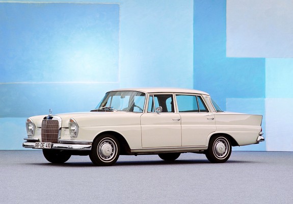Photos of Mercedes-Benz 220 SE (W111) 1959–65