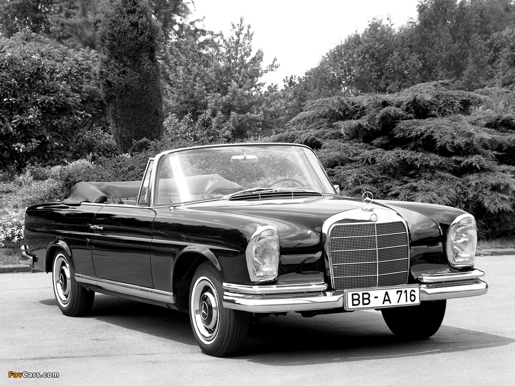 Photos of Mercedes-Benz 220 SE Cabriolet (W111) 1961–65 (1024 x 768)