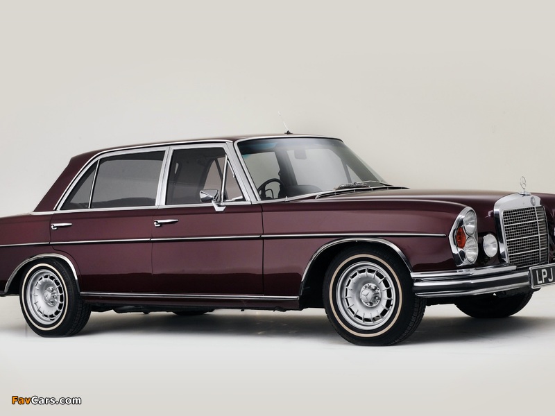 Photos of Mercedes-Benz 300 SEL 6.3 UK-spec (W109) 1967–72 (800 x 600)