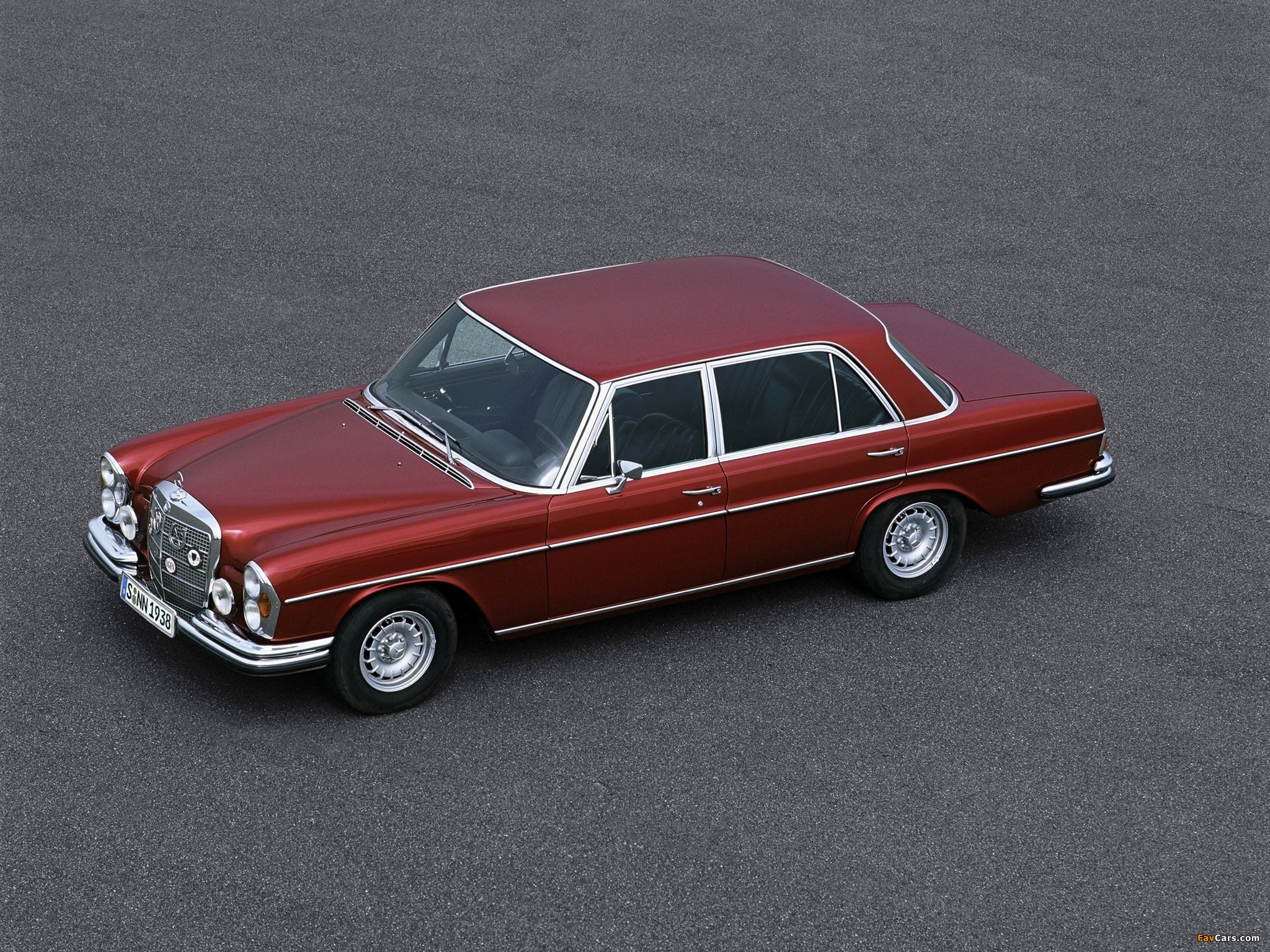 Photos of Mercedes-Benz 300SEL 6.3 (W109) 1968–72 (2048 x 1536)