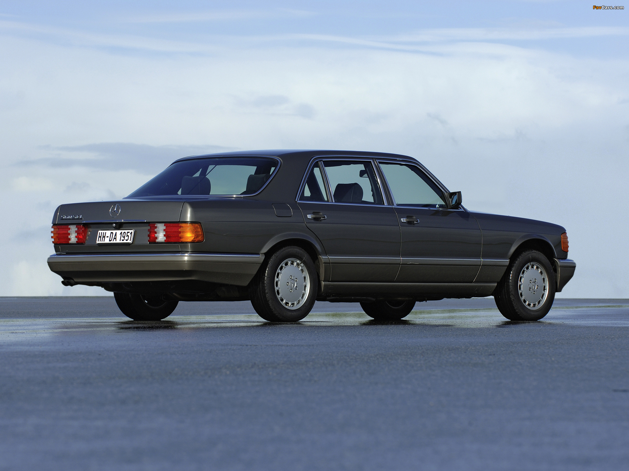 Photos of Mercedes-Benz S-Klasse (W126) 1979–91 (2048 x 1536)