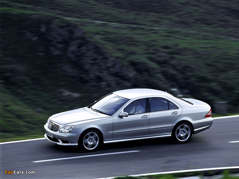 Photos of Mercedes-Benz S 55 AMG (W220) 2002–05 (800 x 600)