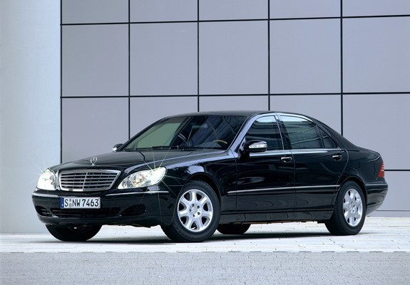 Photos of Mercedes-Benz S-Klasse Guard (W220) 2002–05