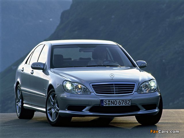 Photos of Mercedes-Benz S 55 AMG (W220) 2002–05 (640 x 480)