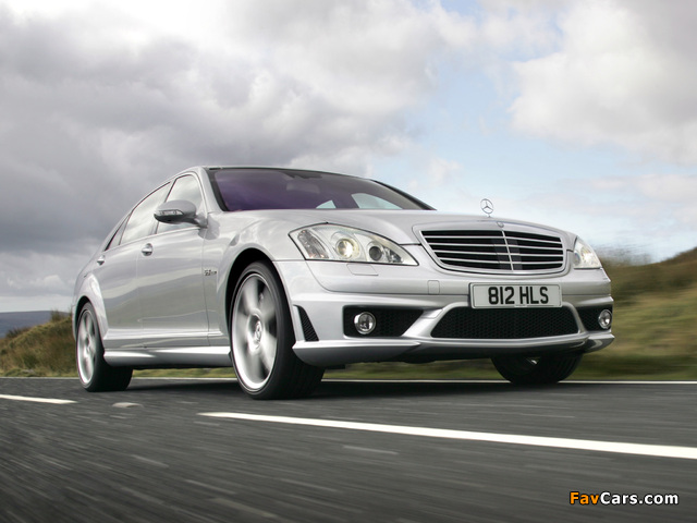 Photos of Mercedes-Benz S 63 AMG UK-spec (W221) 2006–09 (640 x 480)