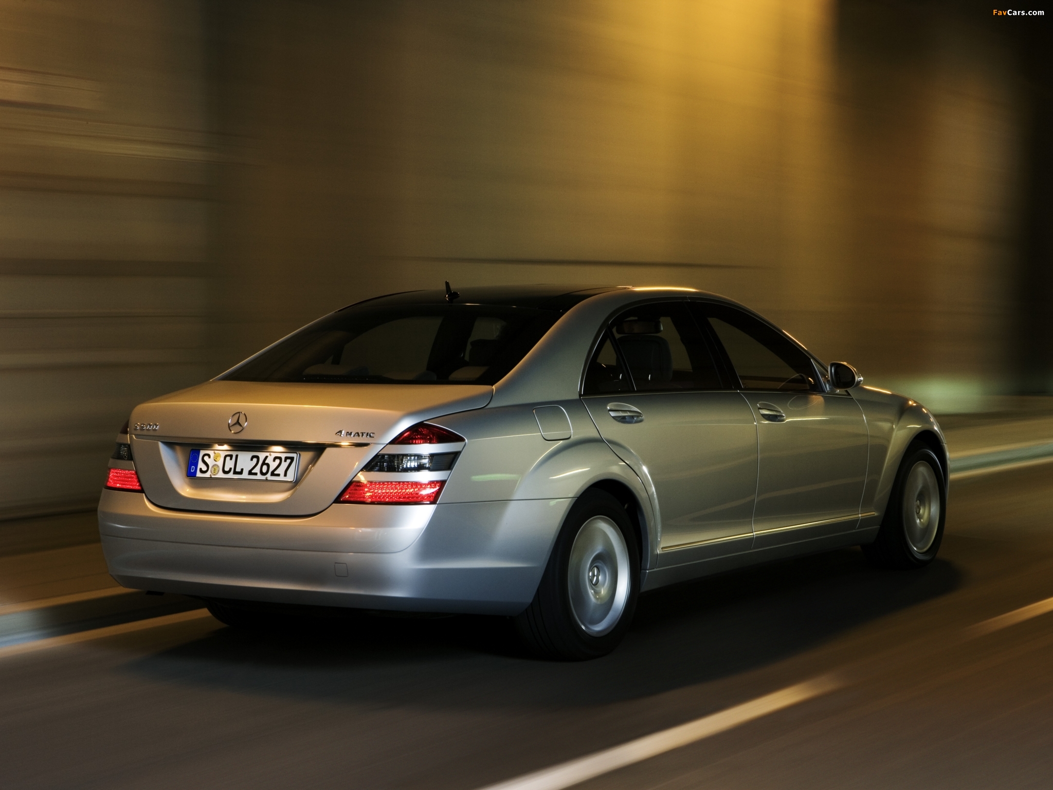 Photos of Mercedes-Benz S 500 4MATIC (W221) 2006–09 (2048 x 1536)