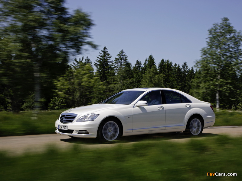 Photos of Mercedes-Benz S 400 Hybrid (W221) 2009–13 (800 x 600)