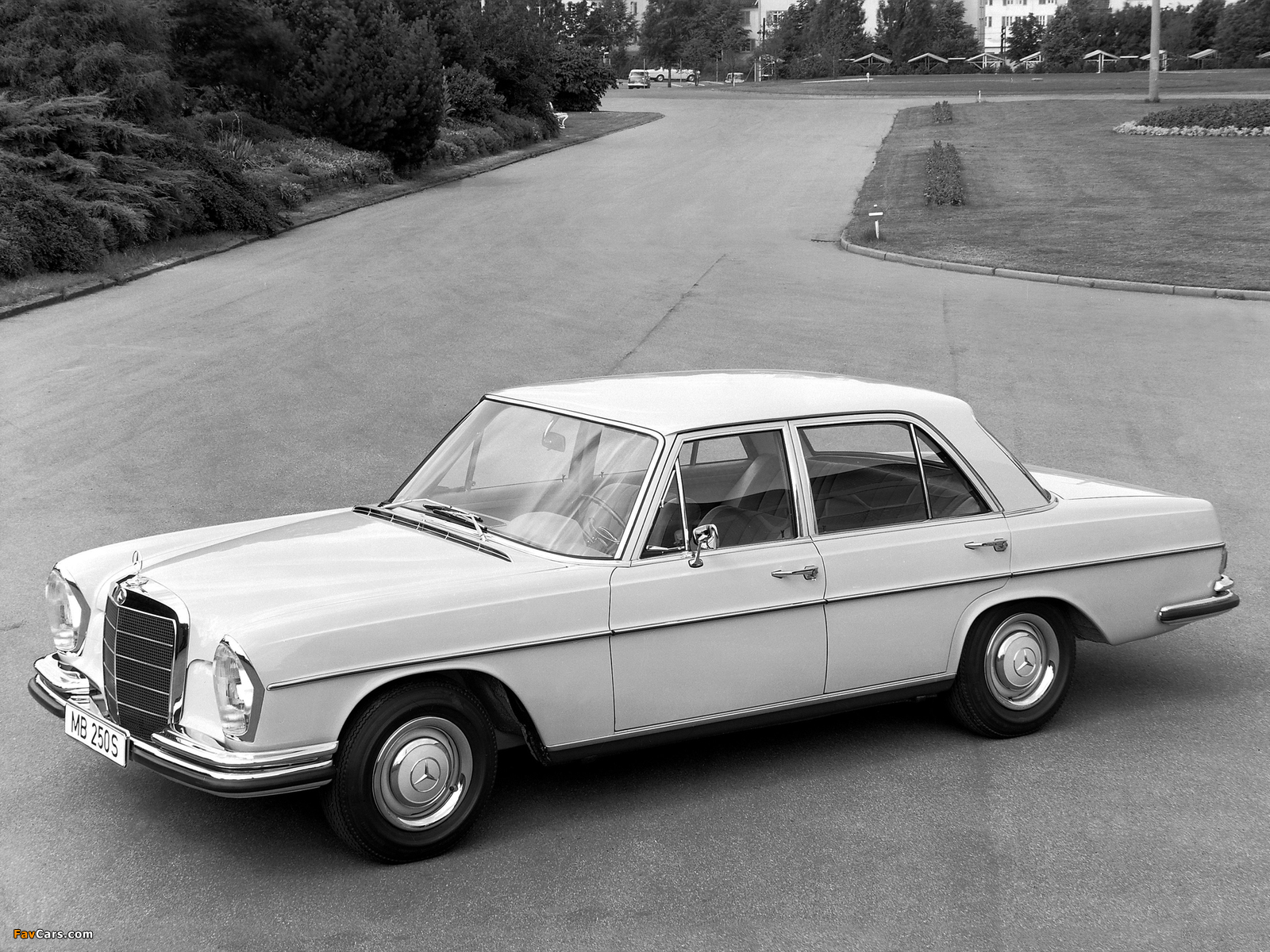 Pictures of Mercedes-Benz 250S (W108/109) 1966–69 (1600 x 1200)