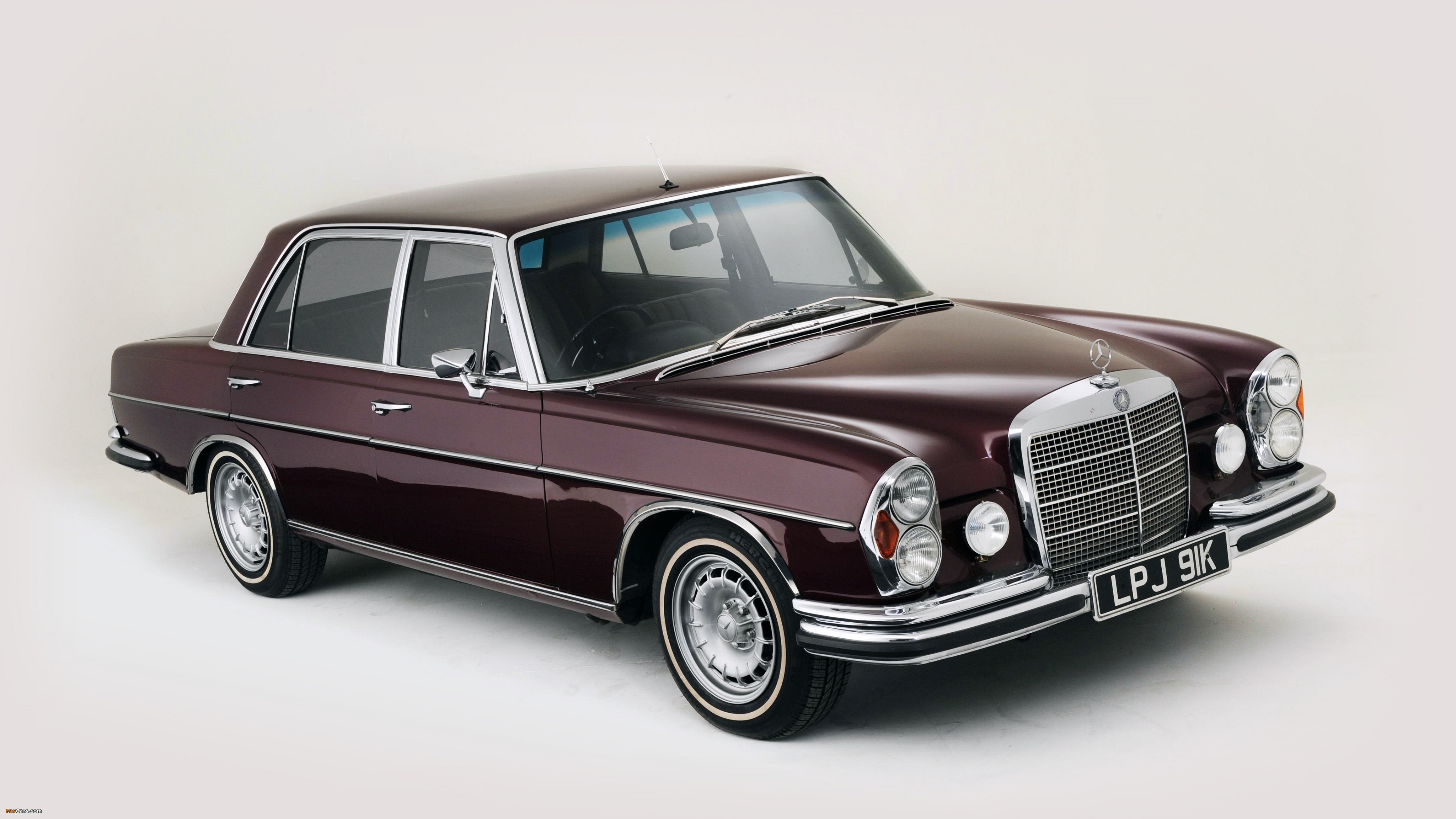 Pictures of Mercedes-Benz 300 SEL 6.3 UK-spec (W109) 1967–72 (4096 x 2303)