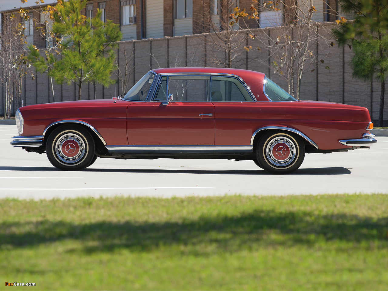 Pictures of Mercedes-Benz 280 SE 3.5 Coupe (W111) 1969–71 (1280 x 960)