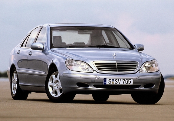 Pictures of Mercedes-Benz S 500 (W220) 1998–2002