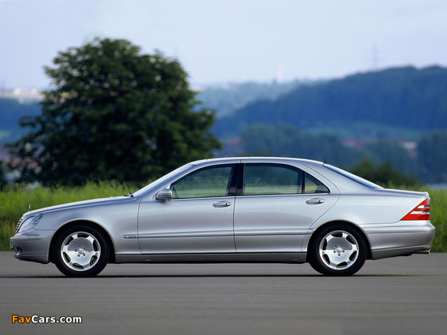 Pictures of Mercedes-Benz S 600 (W220) 1999–2002 (640 x 480)