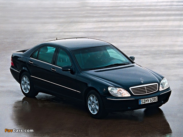 Pictures of Mercedes-Benz S-Klasse Guard (W220) 1999–2002 (640 x 480)