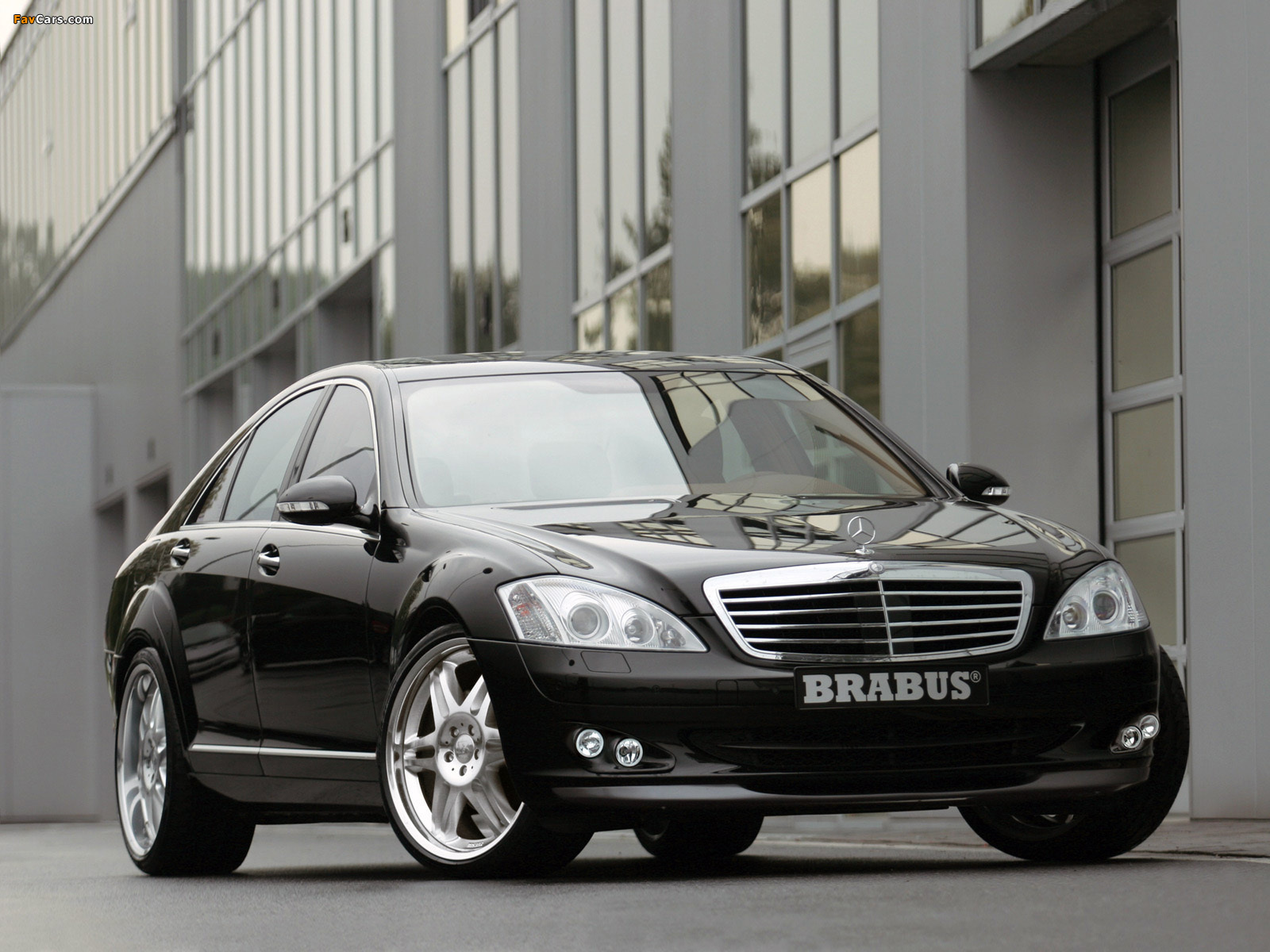 Pictures of Brabus Mercedes-Benz S-Klasse (W221) 2005–09 (1600 x 1200)