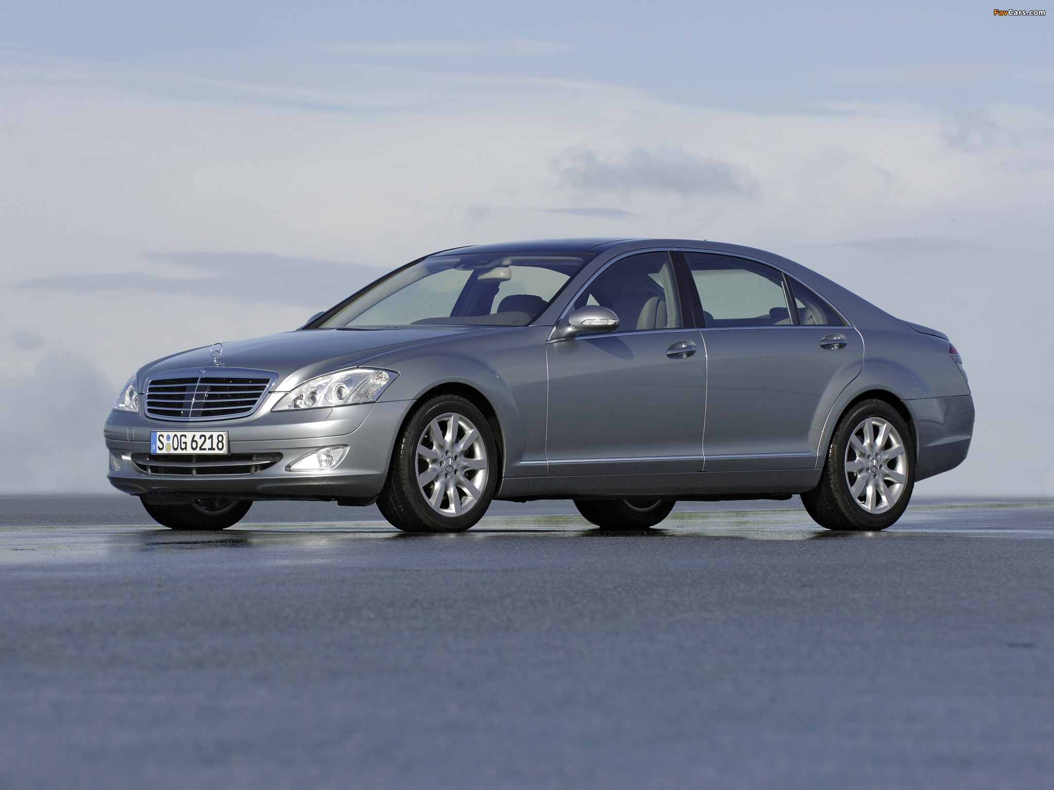 Pictures of Mercedes-Benz S 350 (W221) 2005–09 (2048 x 1536)