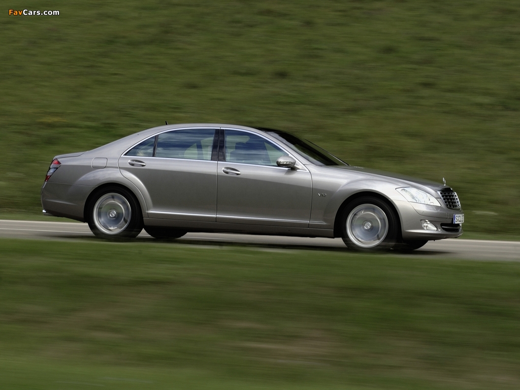 Pictures of Mercedes-Benz S 600 (W221) 2005–09 (1024 x 768)