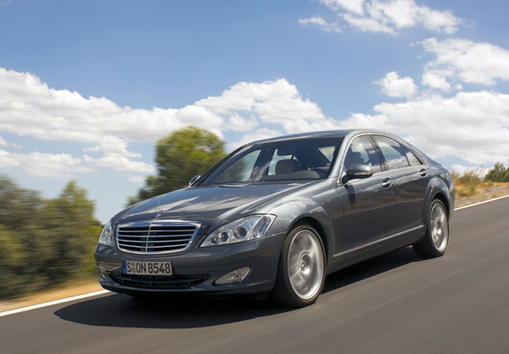 Pictures of Mercedes-Benz S 500 4MATIC (W221) 2006–09