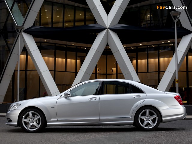 Pictures of Mercedes-Benz S 350 CDI AMG Sports Package UK-spec (W221) 2009–13 (640 x 480)