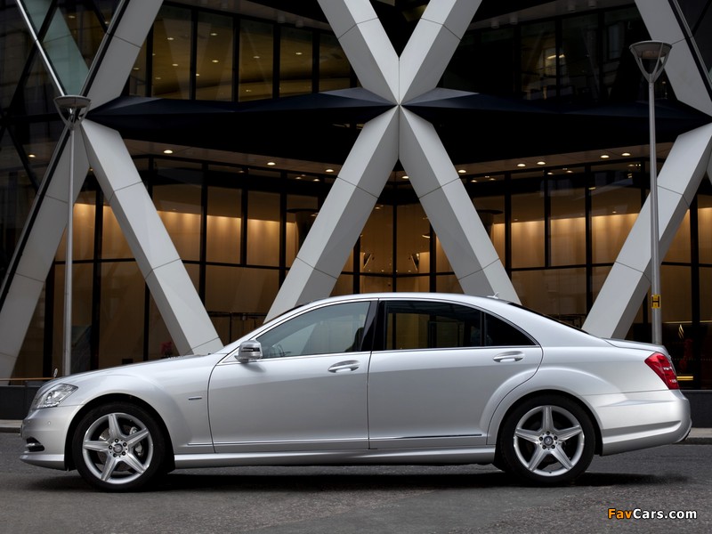 Pictures of Mercedes-Benz S 350 CDI AMG Sports Package UK-spec (W221) 2009–13 (800 x 600)