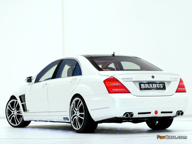 Pictures of Brabus S V12 R (W221) 2009–13 (640 x 480)