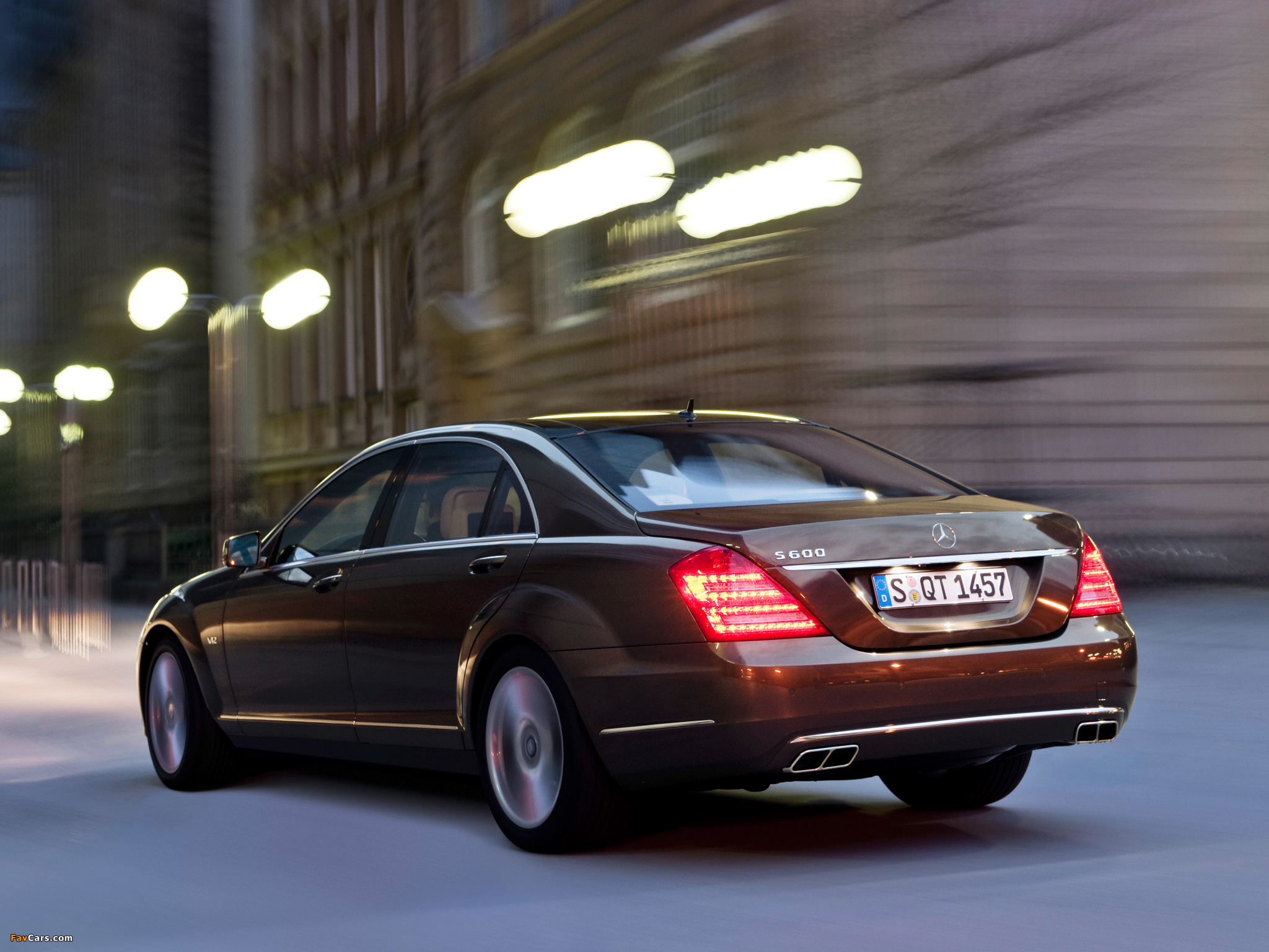 Pictures of Mercedes-Benz S 600 (W221) 2009–13 (2048 x 1536)