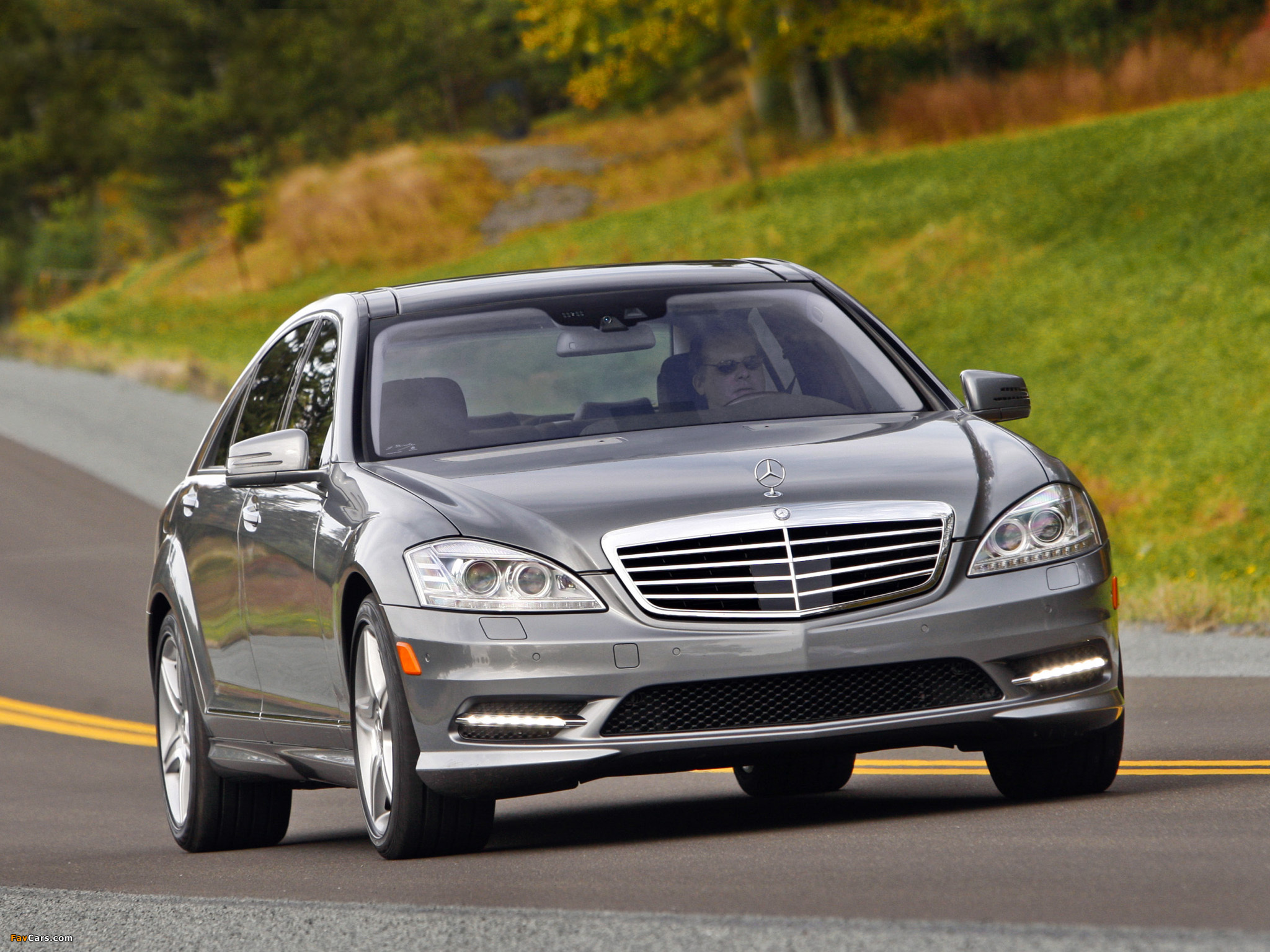 Pictures of Mercedes-Benz S 550 (W221) 2009–13 (2048 x 1536)