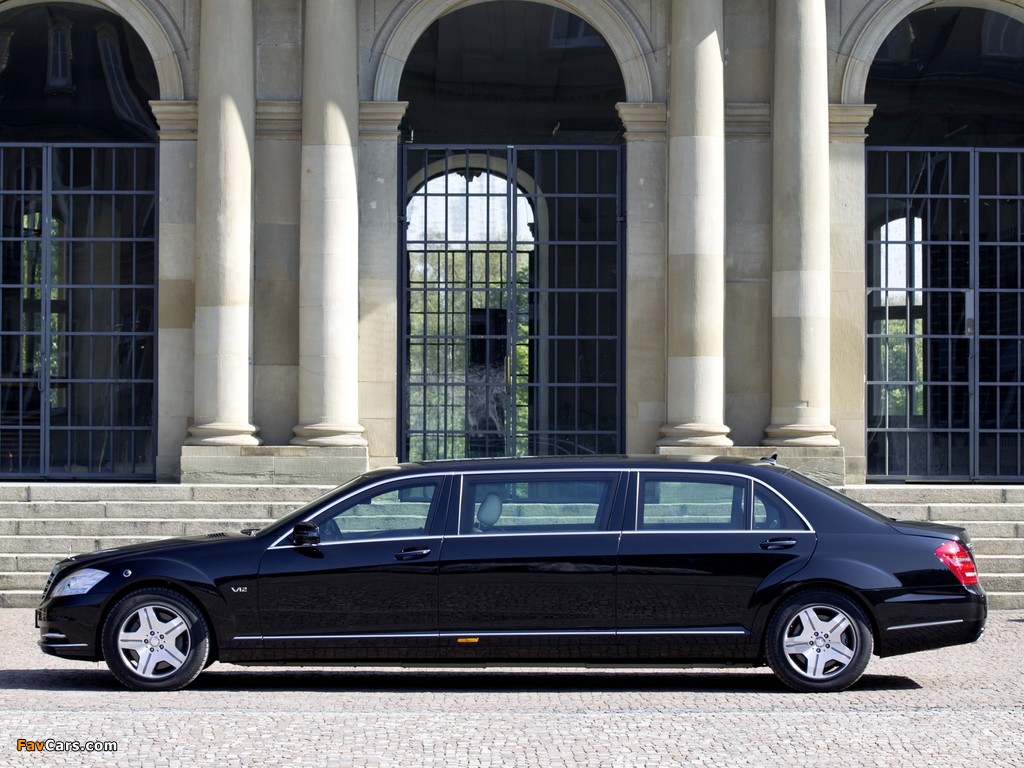 Pictures of Mercedes-Benz S 600 Guard Pullman (W221) 2010–13 (1024 x 768)